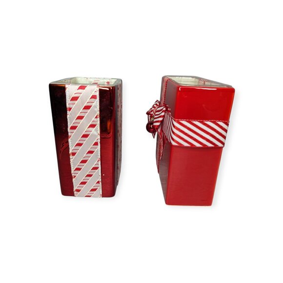 Christmas Presents Red & White Rectangle Ceramic Planters Set of 2 - Picture 3 of 12